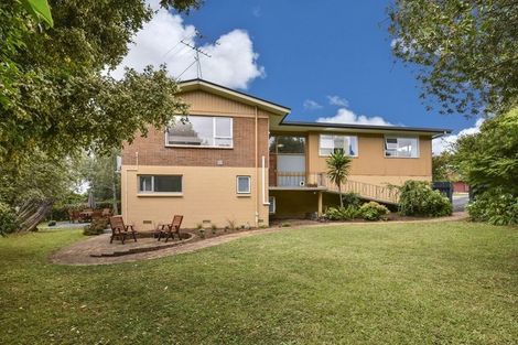 Photo of property in 8 Jessmae Place, Hillcrest, Auckland, 0627