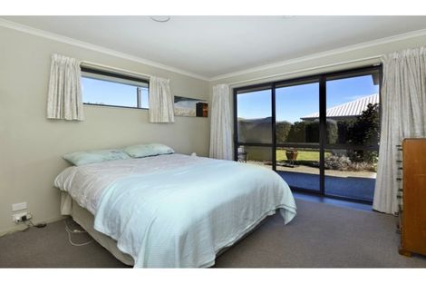 Photo of property in 31 Monaco View, Stoke, Nelson, 7011