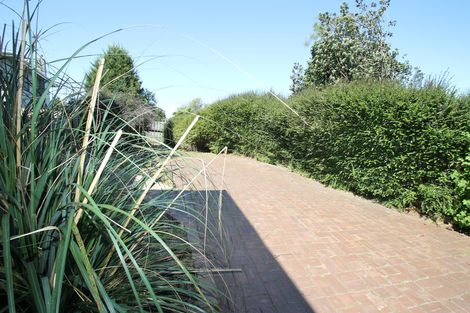 Photo of property in 37 Gilkison Street, Halfway Bush, Dunedin, 9010