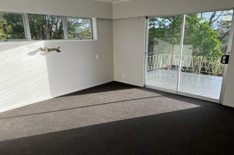 Photo of property in 3/53 Onewa Road, Northcote, Auckland, 0627