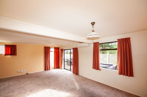 Photo of property in 2/46 Wingfield Place, Churton Park, Wellington, 6037