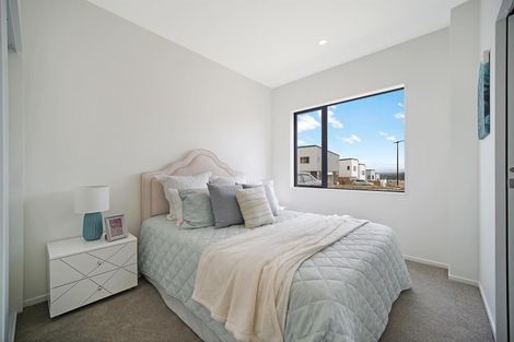 Photo of property in 20b Crestview Rise, Papakura, 2110