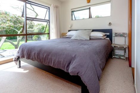 Photo of property in 29 Oyster Drive, Cooks Beach, Whitianga, 3591