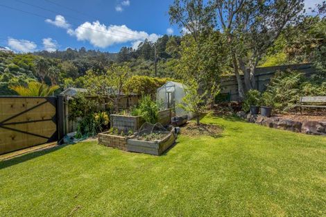 Photo of property in 272 Thames Coast Sh25 Road, Ngarimu Bay, Thames, 3575