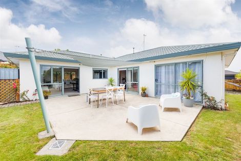 Photo of property in 106 Parnell Heights, Kelvin Grove, Palmerston North, 4414