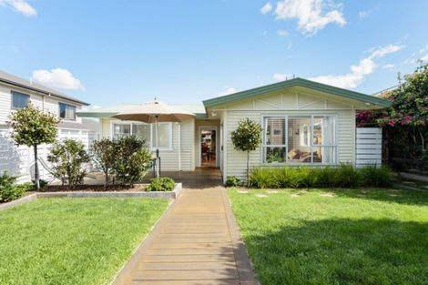 Photo of property in 12 Campbell Road, Mount Maunganui, 3116