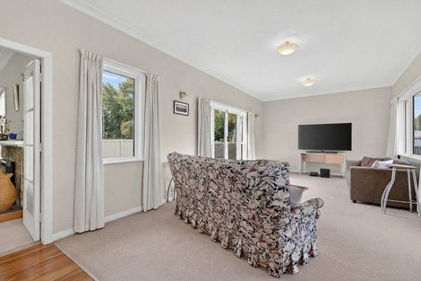 Photo of property in 19 Main Street, Greytown, 5712