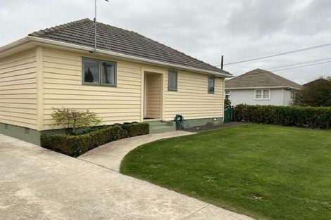 Photo of property in 9 Easton Street, Foxton, 4814