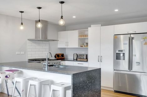 Photo of property in 97b Randwick Crescent, Moera, Lower Hutt, 5010