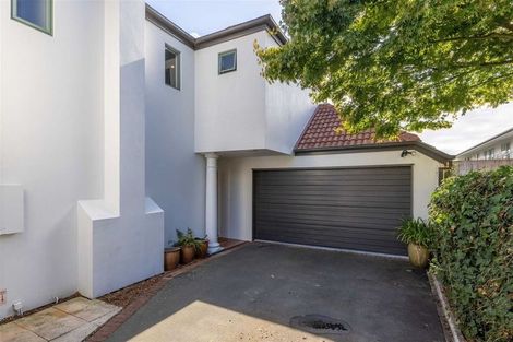 Photo of property in 58 Hewitts Road, Merivale, Christchurch, 8014