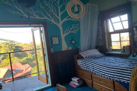 Photo of property in 57 Hawkhurst Road, Lyttelton, 8082