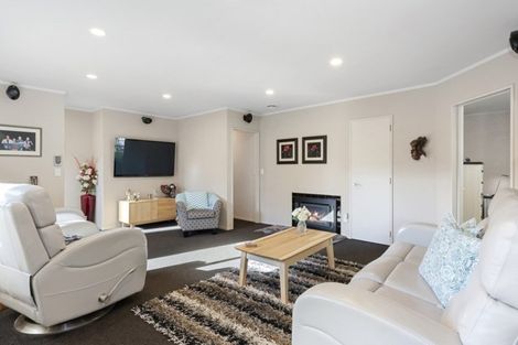 Photo of property in 24 Minnie Place, Pukete, Hamilton, 3200