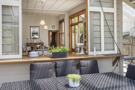 Photo of property in 1 Kerr Street, Devonport, Auckland, 0624