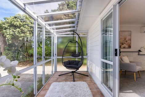 Photo of property in 30 Bassett Road, Johnsonville, Wellington, 6037