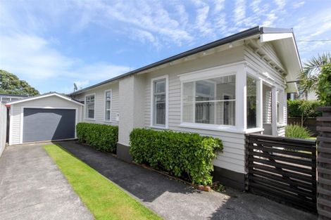 Photo of property in 30 Nobs Line, Strandon, New Plymouth, 4312