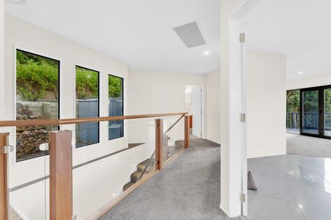 Photo of property in 12 The Topdeck, Whitby, Porirua, 5024