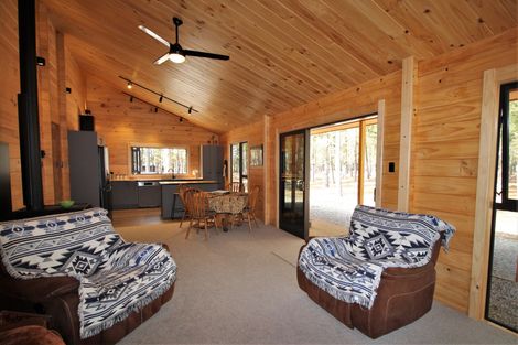 Photo of property in 390d Letts Gully Road, Letts Gully, Alexandra, 9393