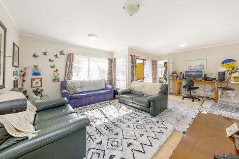 Photo of property in 2/553 Weymouth Road, Weymouth, Auckland, 2103