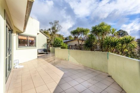 Photo of property in 90d Atkinson Road, Titirangi, Auckland, 0604