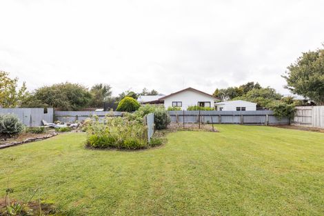 Photo of property in 34 Roberts Line, Kelvin Grove, Palmerston North, 4414