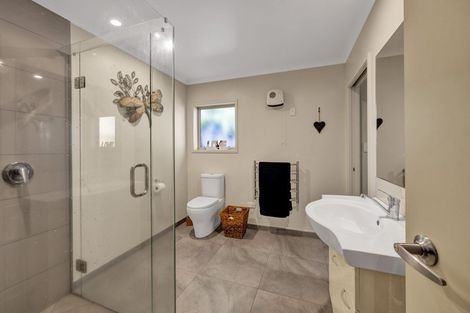 Photo of property in 24 Princes Street, Hawera, 4610