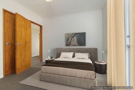 Photo of property in 1 Tawa Place, Waiuku, 2123