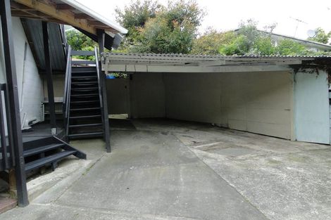 Photo of property in 5 Waverley Avenue, Glenfield, Auckland, 0629