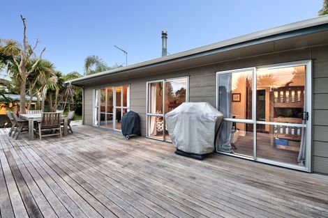 Photo of property in 113 Wirihana Road, Titirangi, Auckland, 0604