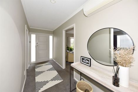 Photo of property in 33 Raxworthy Street, Ilam, Christchurch, 8041