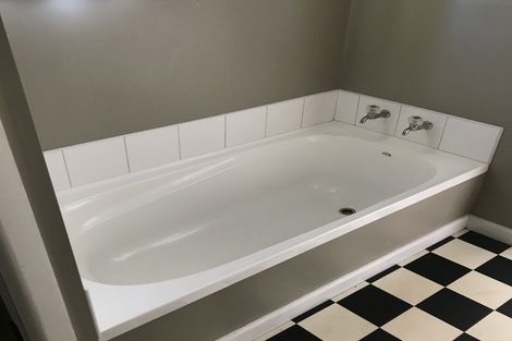 Photo of property in 79 Insoll Avenue, Enderley, Hamilton, 3214