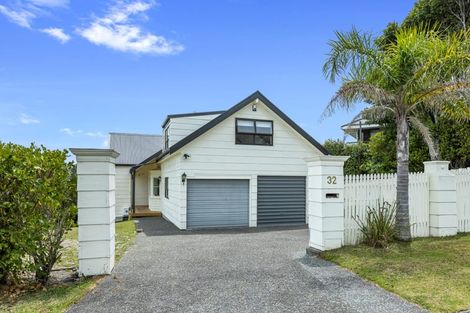 Photo of property in 32 Danbury Drive, Torbay, Auckland, 0630