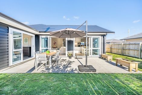Photo of property in 6 Poulson Grove, Trentham, Upper Hutt, 5018