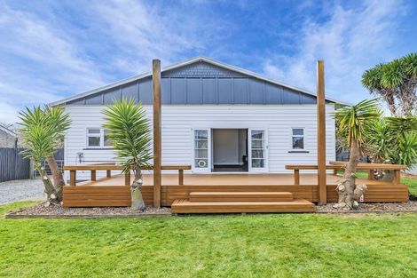 Photo of property in 14 Lee Street, Southbridge, 7602