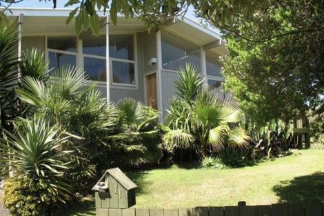 Photo of property in 11 Sirius Place, Botany Downs, Auckland, 2010