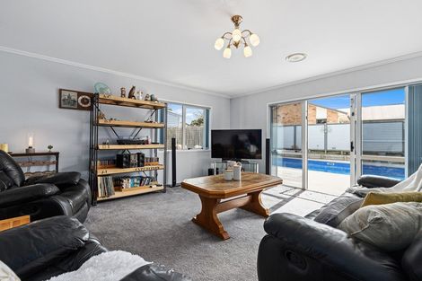 Photo of property in 13 Allendale Place, Morrinsville, 3300