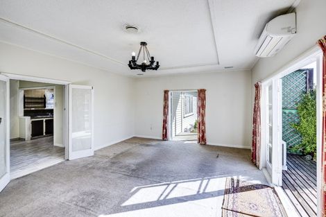 Photo of property in 79 Barker Road, Marewa, Napier, 4110