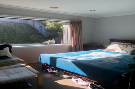 Photo of property in 66 Te Puia Drive, Aotea, Porirua, 5024