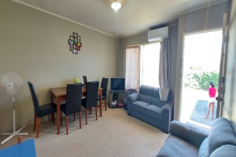 Photo of property in 2/11 Celtic Crescent, Ellerslie, Auckland, 1051