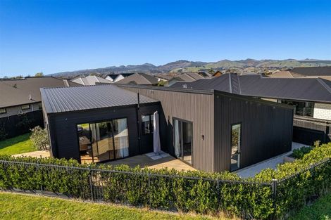 Photo of property in 11 Blaenavon Place, Halswell, Christchurch, 8025