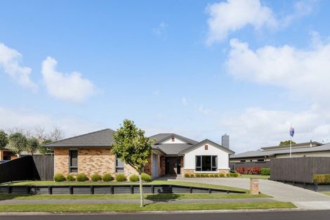 Photo of property in 58 Palliser Drive, Huntington, Hamilton, 3210