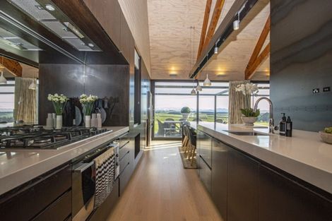 Photo of property in 238 Spur Road, Hadlow, Timaru, 7975