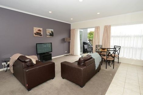 Photo of property in 6/38 Maratahu Street, Westown, New Plymouth, 4310