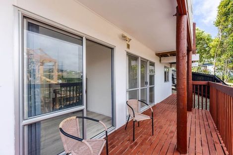 Photo of property in 24 Squirrel Lane, Browns Bay, Auckland, 0630