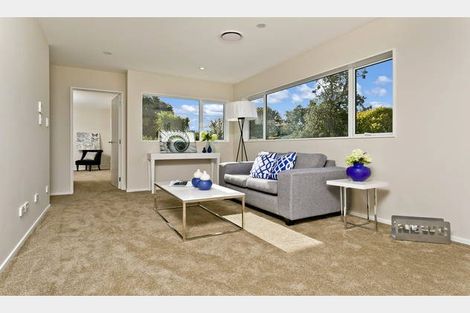 Photo of property in 8a Rosalind Road, Glenfield, Auckland, 0629