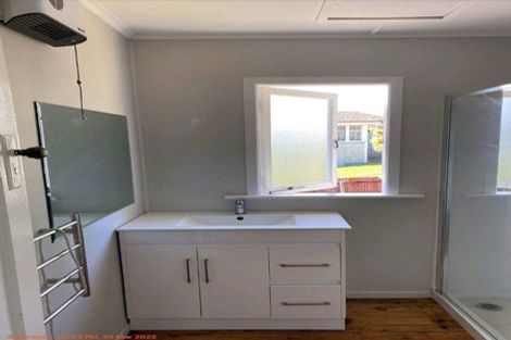 Photo of property in 13 Cross Street, Drury, 2113