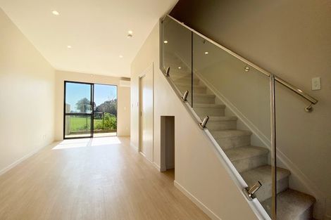 Photo of property in 4/41 Mangere Road, Otahuhu, Auckland, 1062