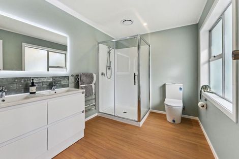 Photo of property in 28 Totara Drive, St Andrews, Hamilton, 3200