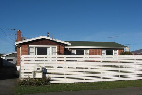 Photo of property in 37 Queen Street, Winton, 9720