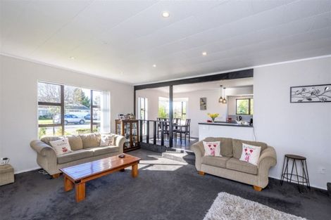 Photo of property in 4 Webb Avenue, Levin, 5510