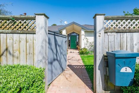 Photo of property in 2 Charnwood Grove, Waikanae, 5036